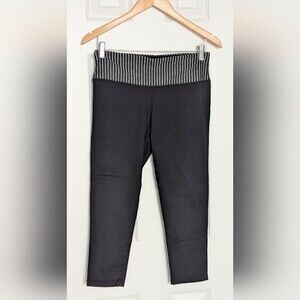 Velocity Women's (Medium) Elastic Waist Capris Athletic Athleisure Leggings